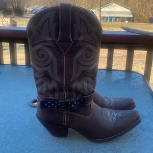 Durango women’s boots. Size 8.5. Boot buckles are removable.